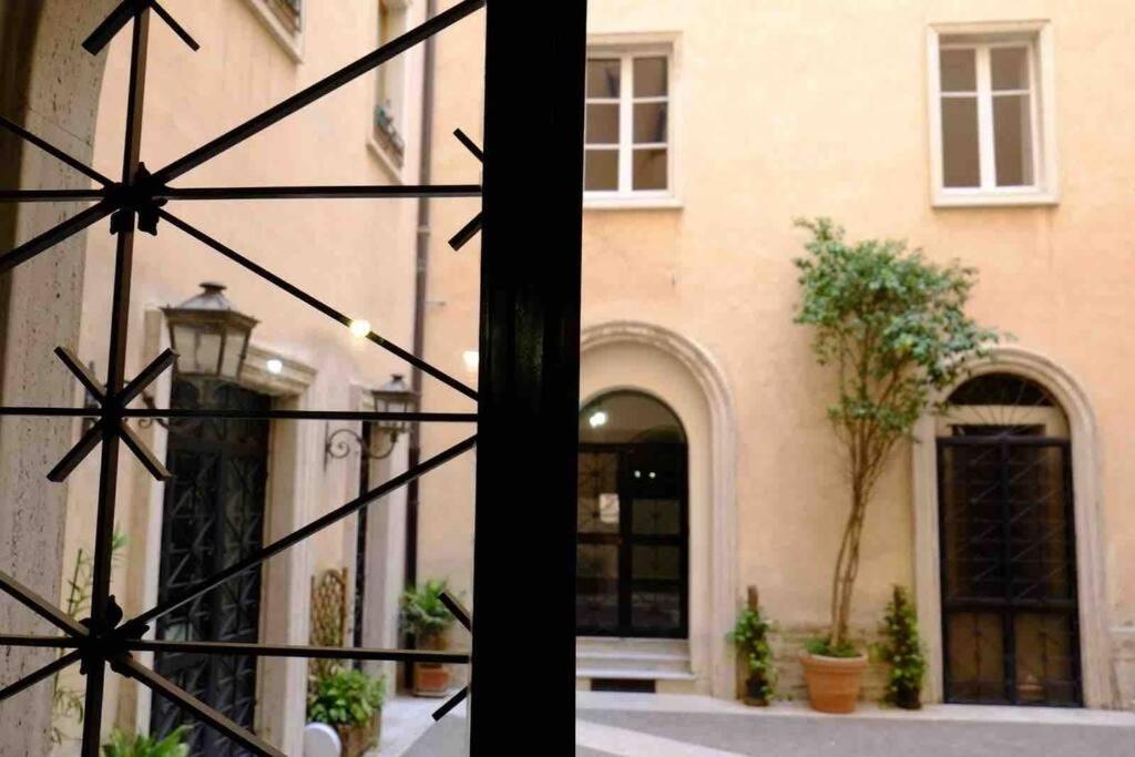 Apartamento Beautiful Next To Piazza Di Spagna Roma